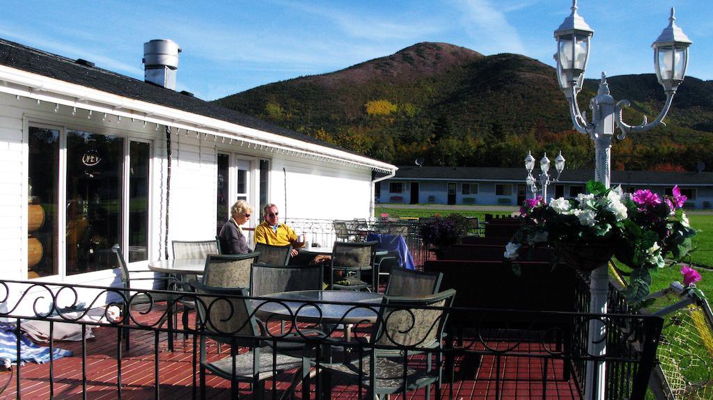פליזנט ביי Mountain View Motel & Cottages מראה חיצוני תמונה