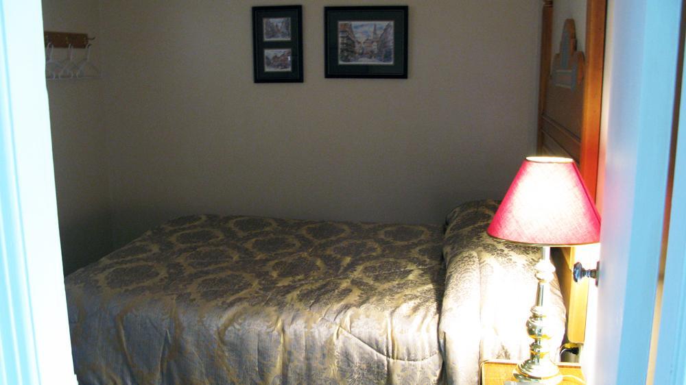 פליזנט ביי Mountain View Motel & Cottages מראה חיצוני תמונה
